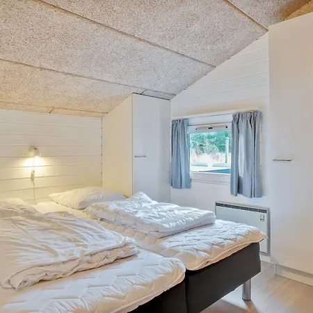 Holiday home Riika - 425m From The Sea By Interhome *